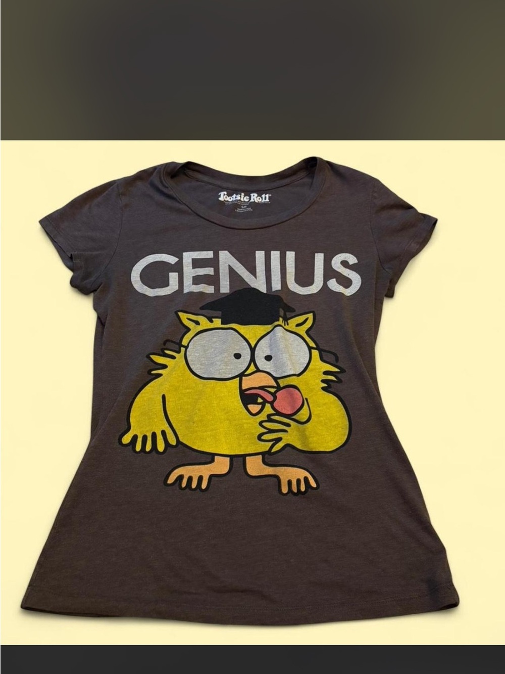 Y2K 2010 Tootsie Roll Brand Owl ‘Genius’ Baby Tee Graphic Brown Top